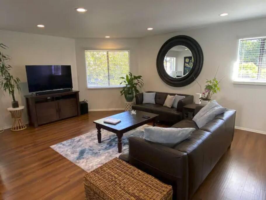 Appartement Located In The Heart Of The West Side